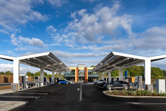 HMRC introduces changes to EV public charging reimbursement in March 2026 Advisory Fuel Rates